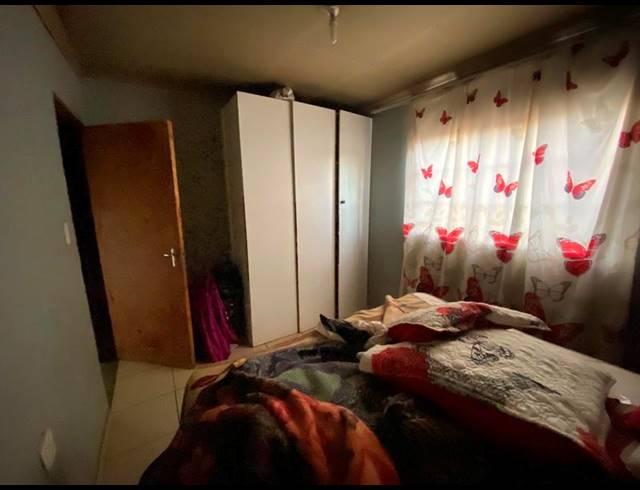 2 BEDROOM HOUSE FOR SALE IN PALM RIDGE EXT 2
